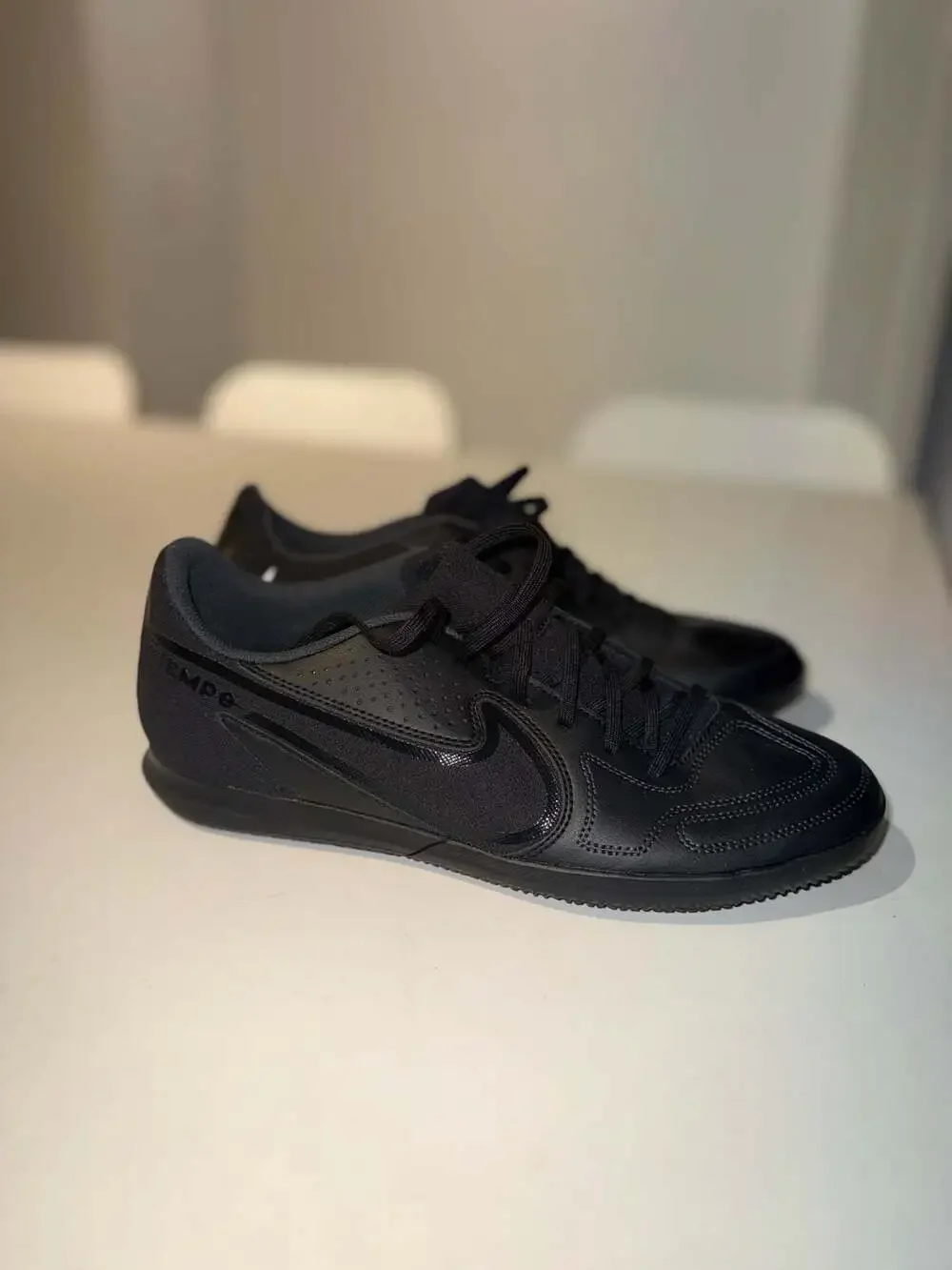 Nike Tiempo Legend 9 Academy IC Indoor Soccer Shoes Black Size 10.5